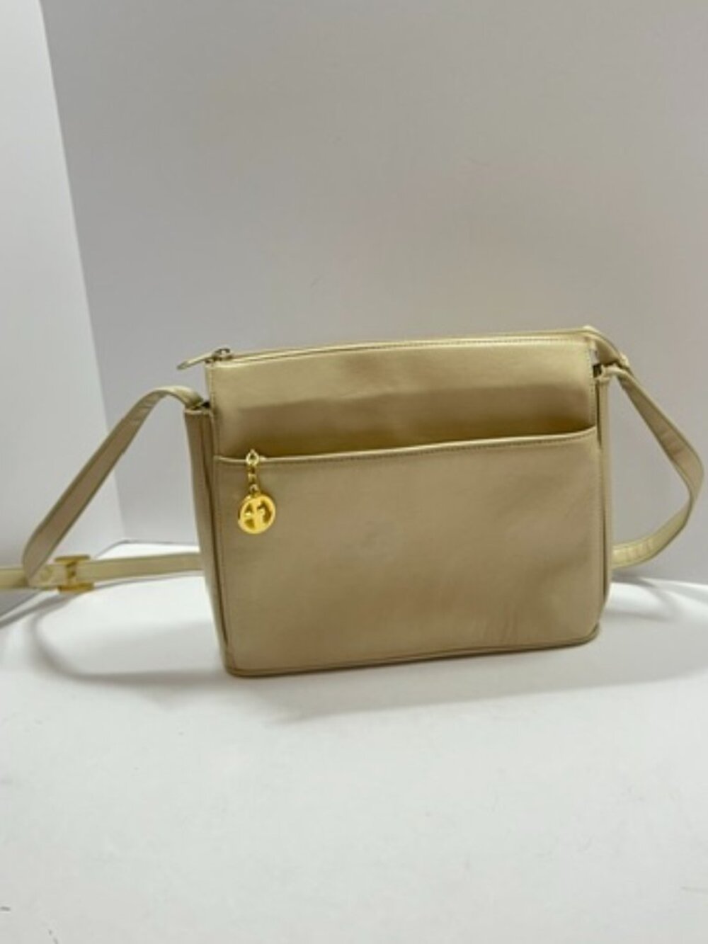 Giani Bernini All Leather Zip Top Shoulder Crossbody Bag Cream Vintage EUC